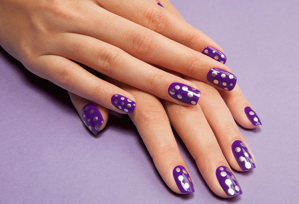 Polka Dot Nails